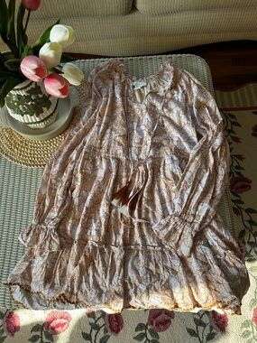 House of Harlow 1960 White and Brown Floral Peasant Dress